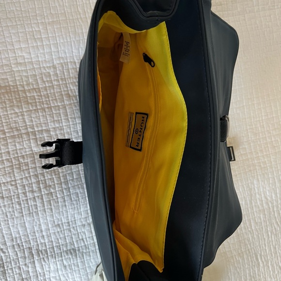 NWT Hunter Target Backpack Medium Navy 20th Anniversary XXO - Picture 3 of 4